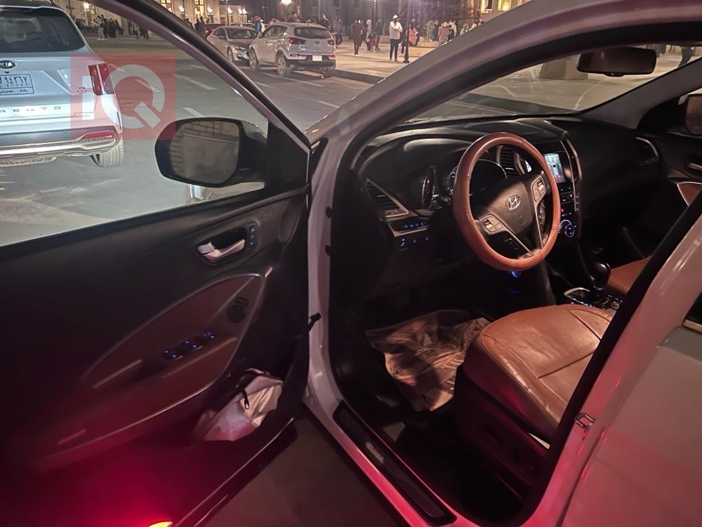 هيونداي سانتافي